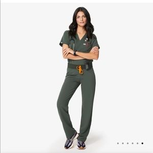 Figs Moss Livingston Scrub Pants - Small